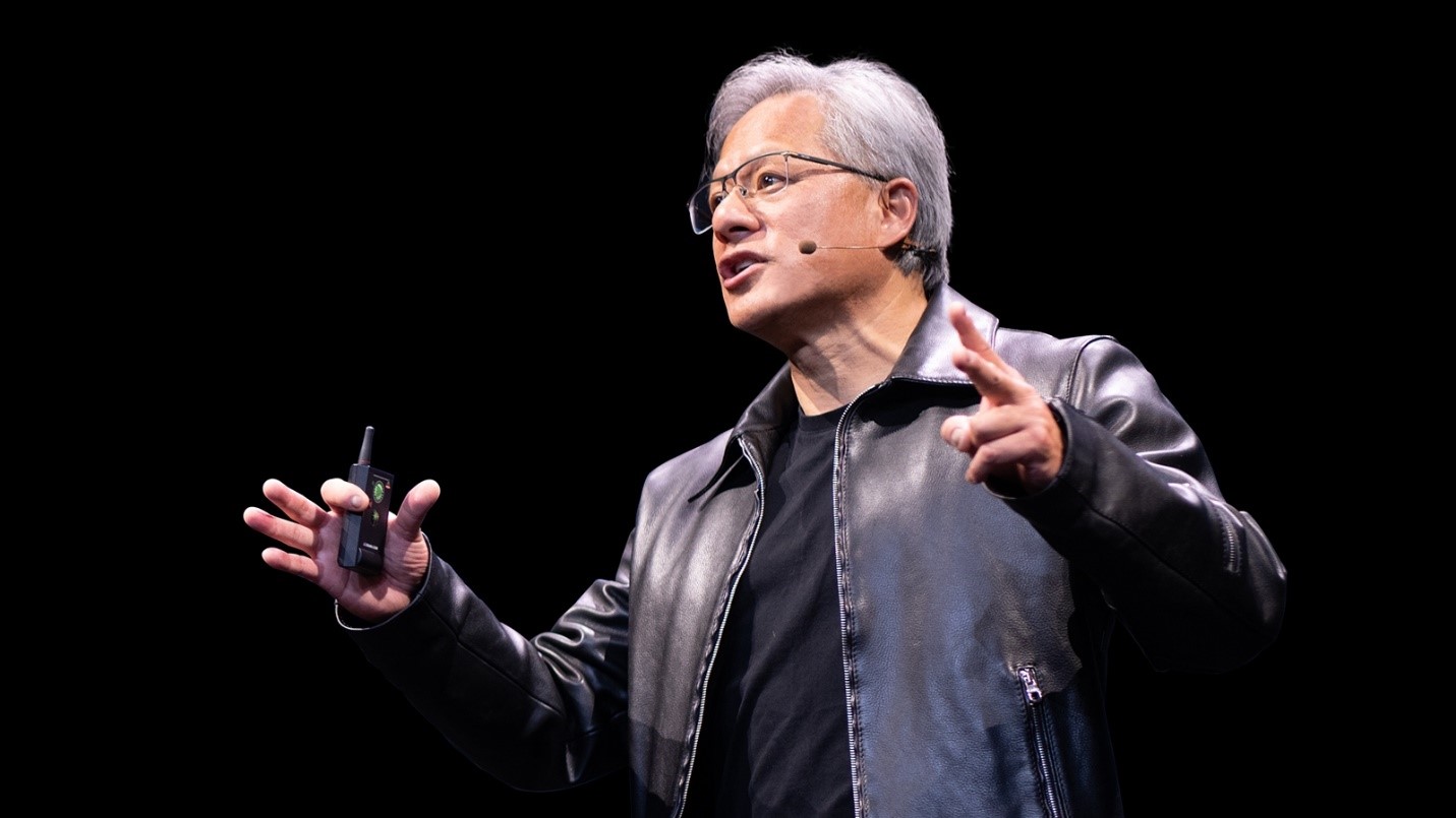 Ảnh 2: Jensen Huang, CEO của NVIDIA trình bày thêm về những đột phá mà A.I mang lại cho màn hợp tác giữa hai công ty (Ảnh: NVIDIA)